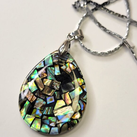 Genuine Abalone Shell Pendant Necklace Teardrop Abalone Pendant Oval Pendant - Picture 3 of 5